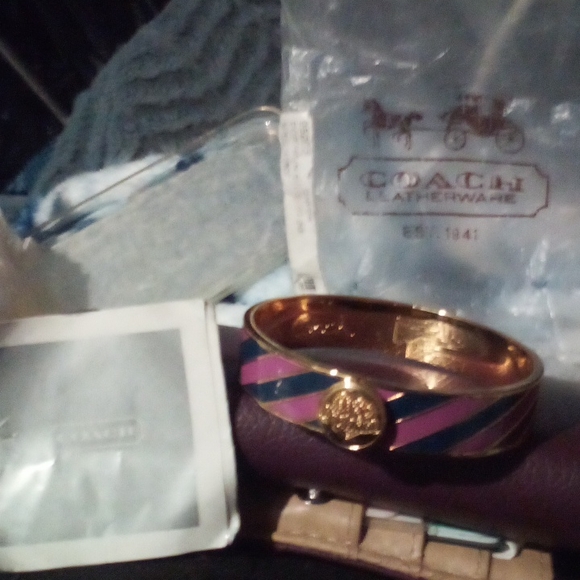 Bracelet - Picture 7 of 7